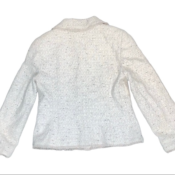 ANN TAYLOR: Cream Tweed Blazer with Fringe Trim - Size 4 - Picture 7 of 12